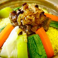 Cous cous de cordero y vegetales
