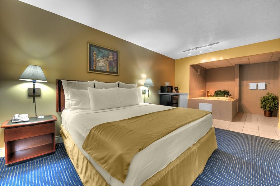 Silver Beach Hotel 79 9 1 Updated 2020 Prices Reviews Saint Joseph Mi Tripadvisor - we found the camping family in this hotel roblox hotel