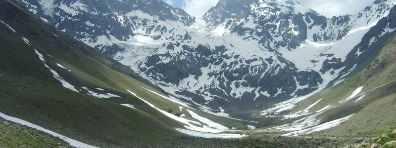 Hikking to el Morado Natural Monument