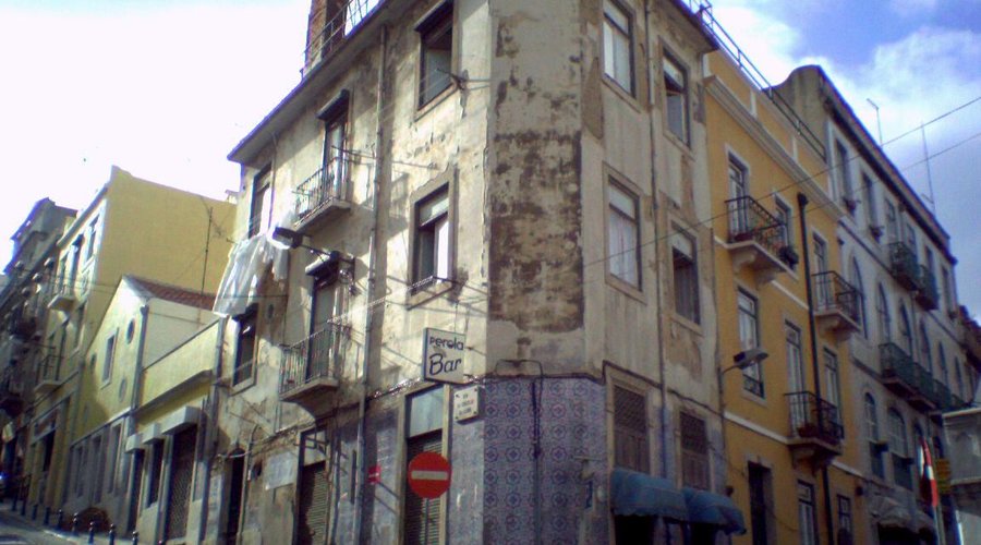 Residencia at right hand