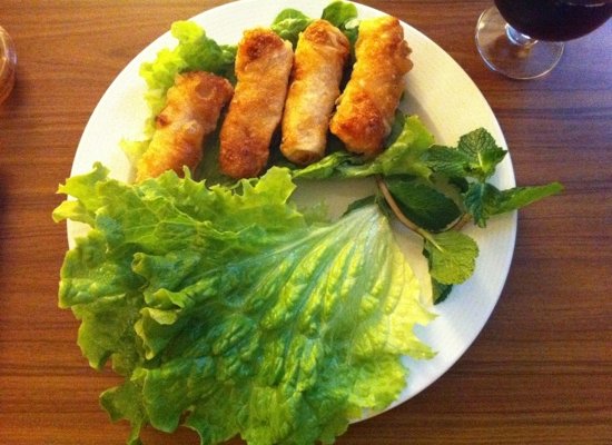 Delicious chicken spring roll
