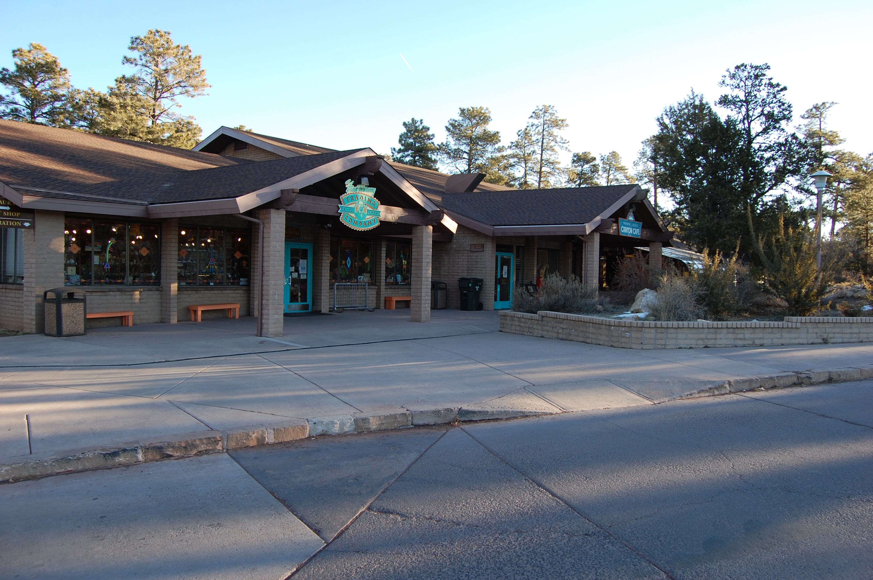 YAVAPAI LODGE Updated 2022 Grand - Yavapai Lodge