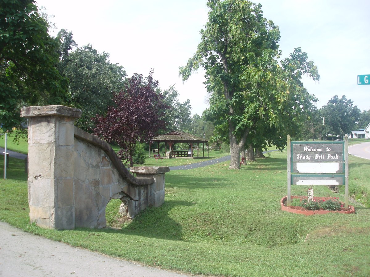 Descubrir 106+ imagen shady dell park richland mo