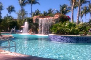 Piscina e praia