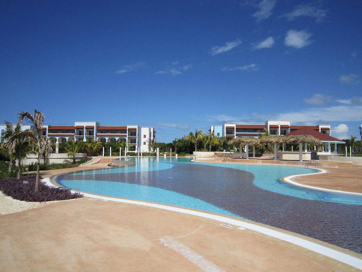 Memories Paraiso Beach Resort - UPDATED 2024 Reviews & Photos