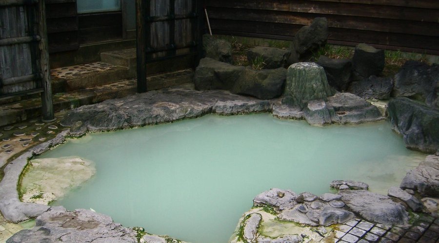 とても暖まる温泉です　