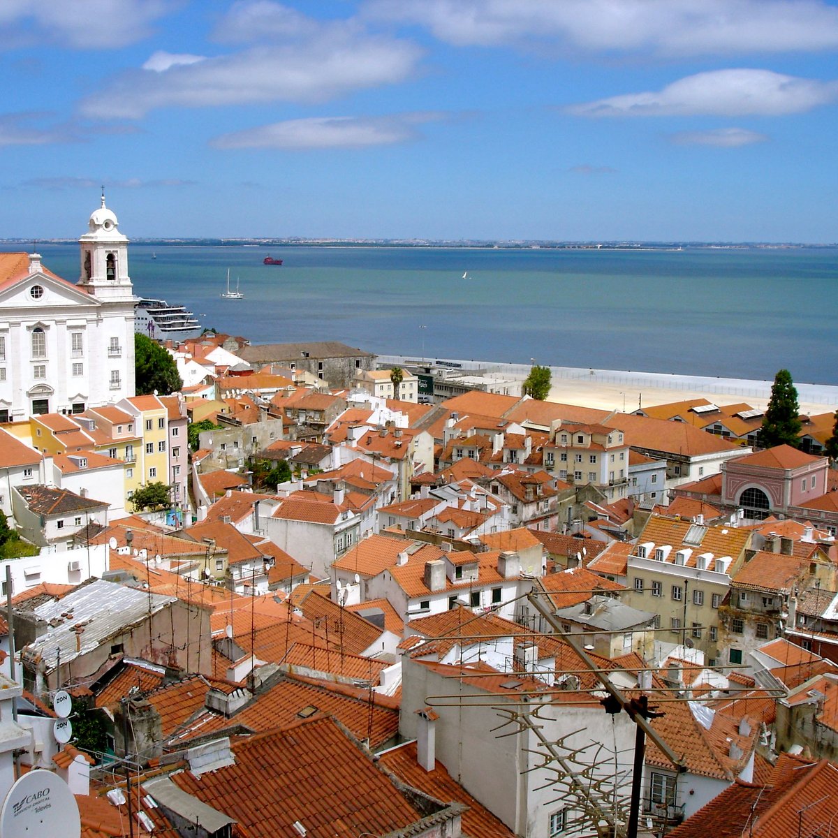 Lisbon explorer private tours