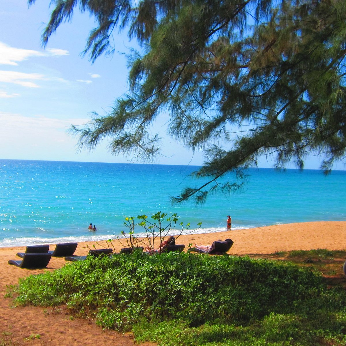 Mai khao beach. Khao Пхукет пляж. Май Кхао Бич Пхукет. Mai Khao пляж. Mai Khao Beach пляж.