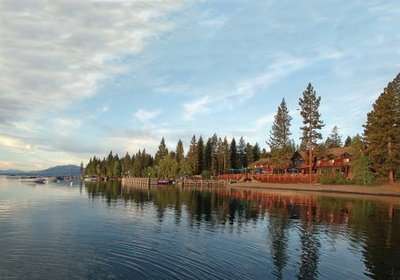 Detalhe do cardápio de sobremesas, preços de fevereiro de 2019 - Picture of  Christy Hill Restaurant, Tahoe City - Tripadvisor