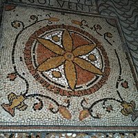700 mq di mosaici pavimentali