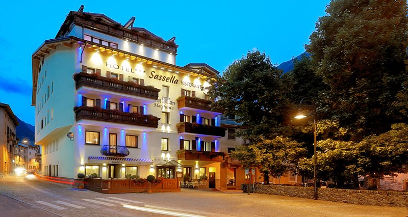Panoramica Hotel SASSELLA