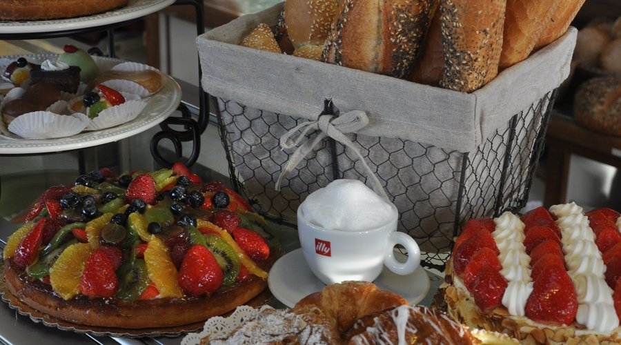 Paris Bakery Cafe