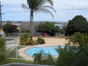 Pool & Beach