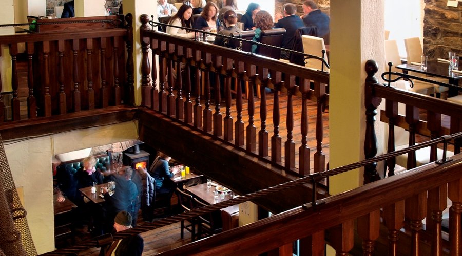 Lunchtime at The Oarsman