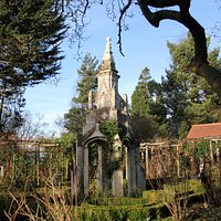 Myddelton House Gardens