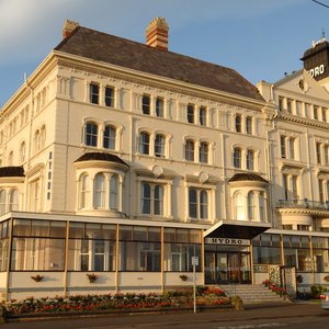 HYDRO HOTEL $87 ($̶9̶4̶) - Updated 2022 Prices & Reviews - Llandudno, Wales