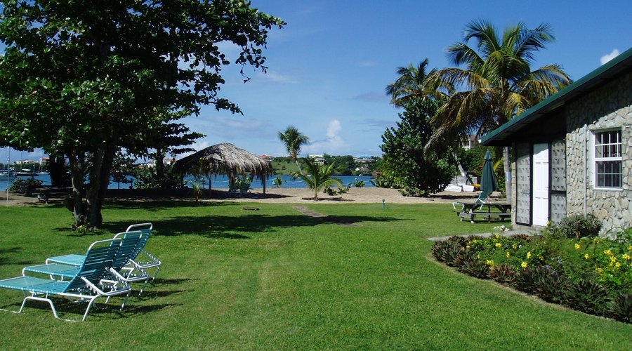 Grounds, garden and beach