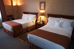 Room & Suite