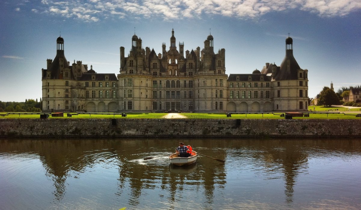 Discover the Charm of France: Top 10 Must-Visit Tourist Attractions - Château de Chambord