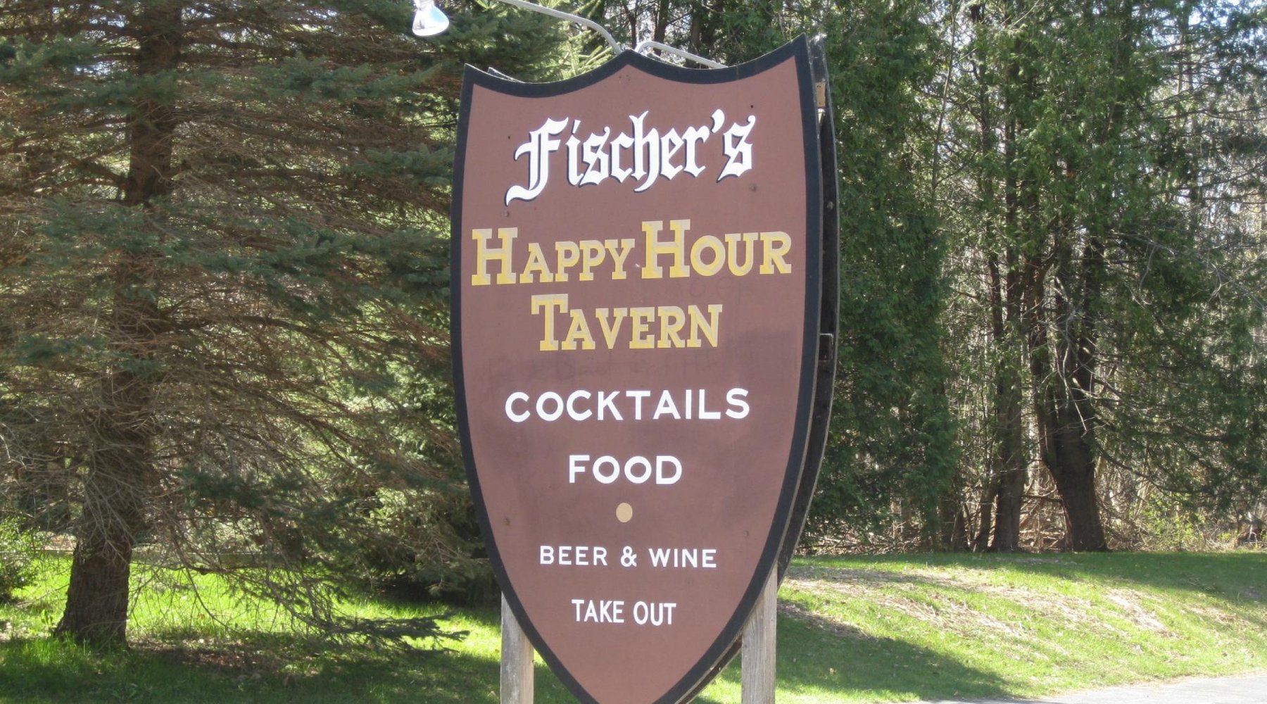 FISCHERS HAPPY HOUR TAVERN, Northport - Restaurant Reviews, Photos