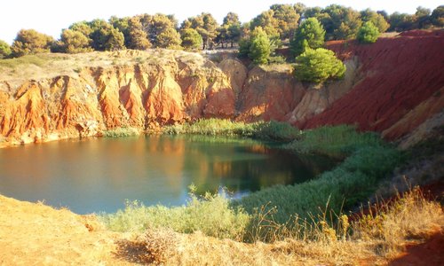 Lago Rosso, Orte