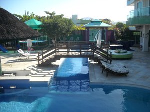 Piscina e praia