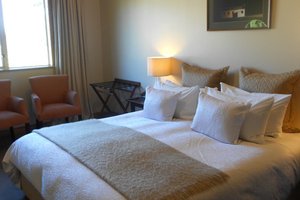 Room & Suite