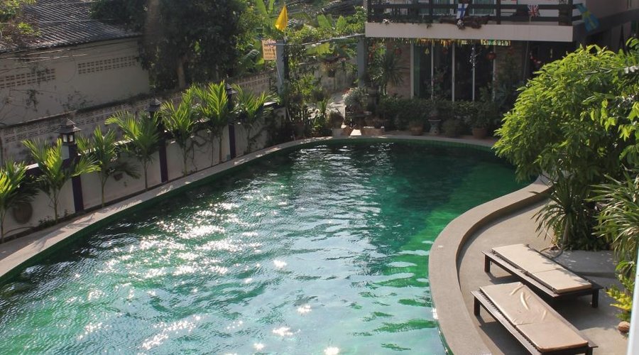 Blueberry Home pool