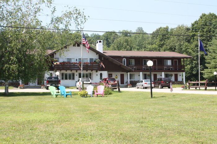 OLYMPIA LODGE - Prices & Hotel Reviews (Manchester, VT)