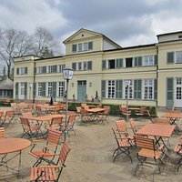 REsturant-outdoor dining