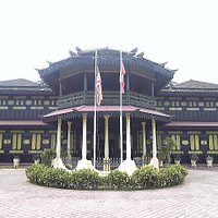 博物館の正面外観