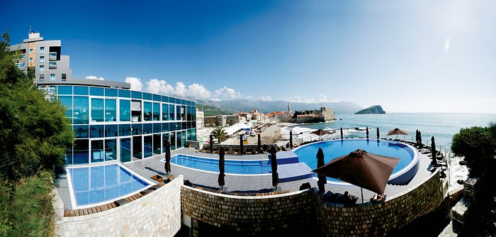 Avala Resort & Villas, 4*