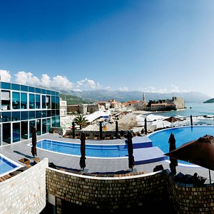 Avala Resort &amp; Villas, hotel in Budva