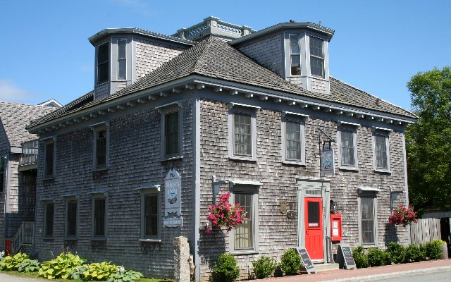 The Historic Cooper's Inn