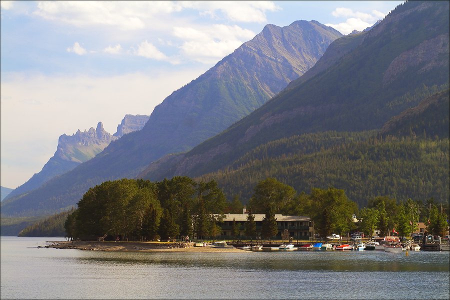 Bayshore Inn Resort Spa Au 174 2020 Prices Reviews Waterton Lakes National Park Canada Photos Of Hotel Tripadvisor