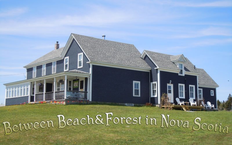 Blueberry Bay - Bed and Breakfast / Inn / Lodge (B&B), right at the beach in Liverpool, Nova Sco