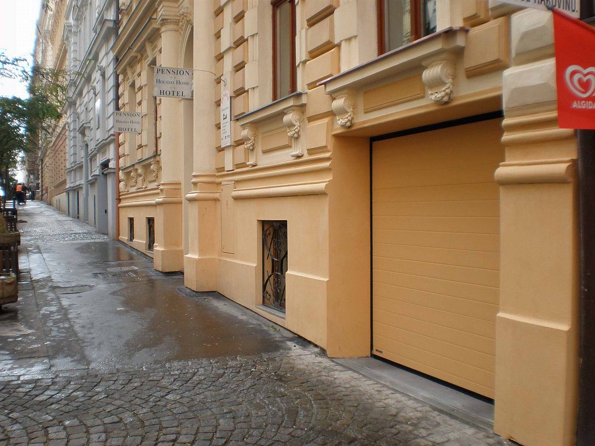 HOLIDAY HOME - Pension, hotel in Prague