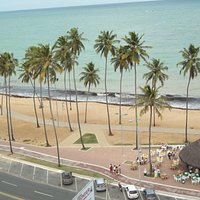 02 metros de Algas na praia.. impropria pra banho..