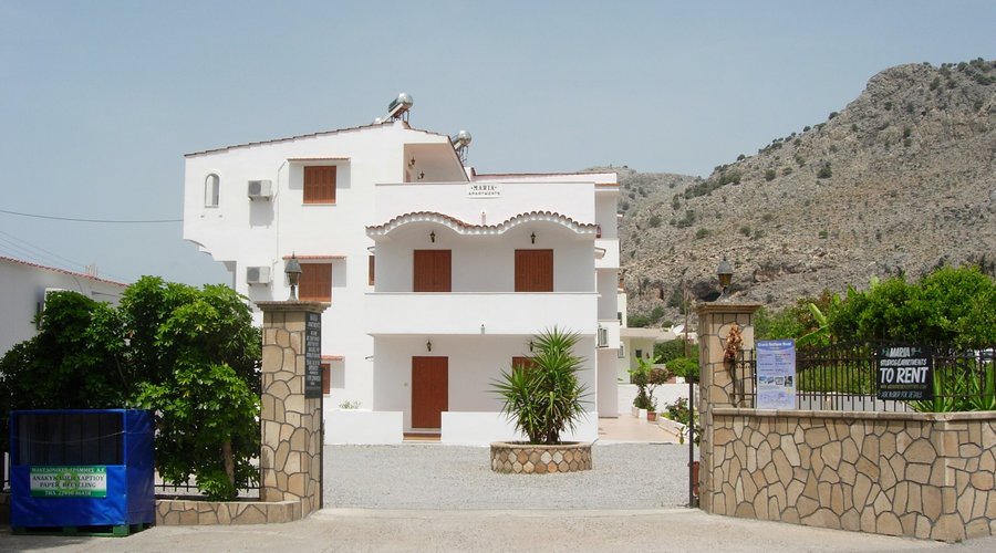Main entrance Maria Apartments Pefkos