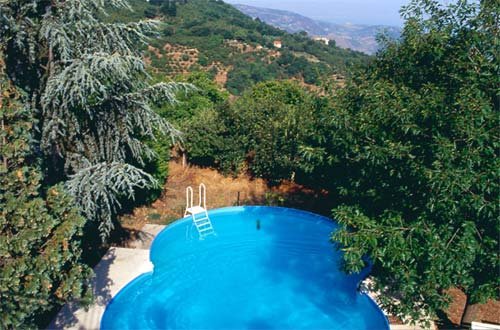 La piscina nel bosco