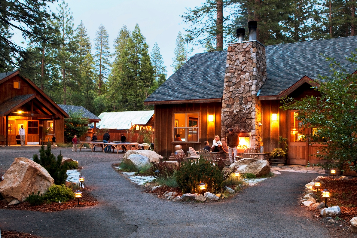 Evergreen Lodge At Yosemite UPDATED 2024 Prices Reviews Photos   Plaza At Dusk 