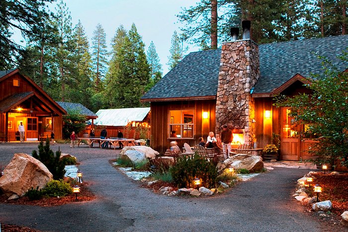 Yosemite Gift Shop at Evergreen Lodge Yosemite