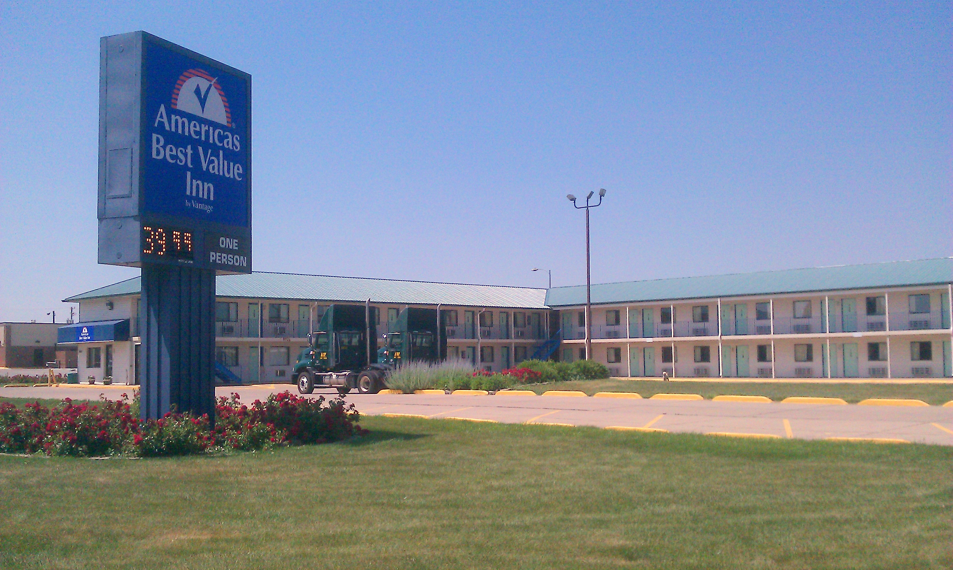 AMERICAS BEST VALUE INN LINCOLN 67 7 9 Prices Motel