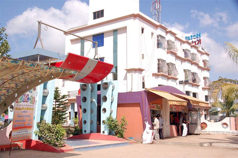 parishram hotel rajkot