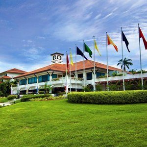 Orchid Country Club in Singapore, image may contain: Hotel, Resort, Villa, Pool
