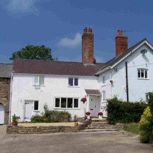Broncoed Uchaf Country Guest House