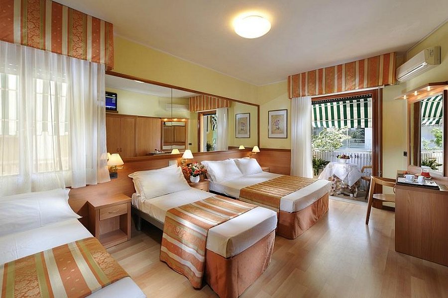 Hotel Al Prater, ξενοδοχείο (Lignano Sabbiadoro)