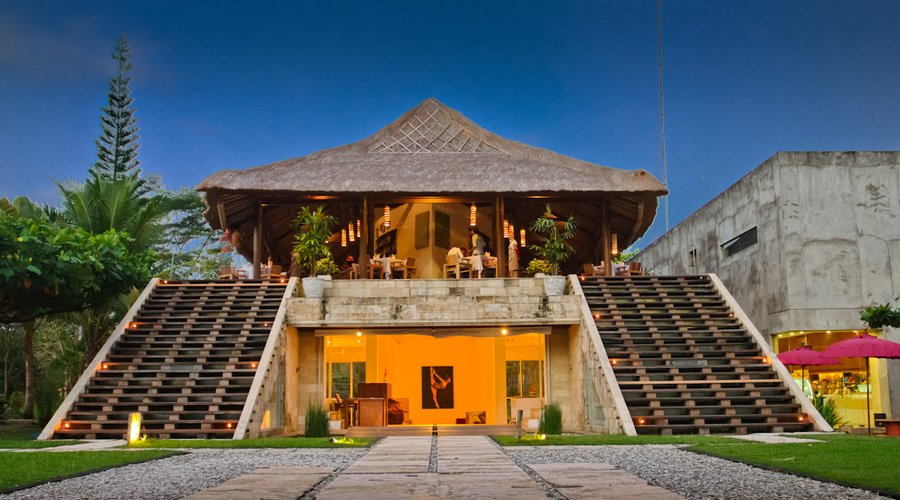 Gaya Restaurant Exterior