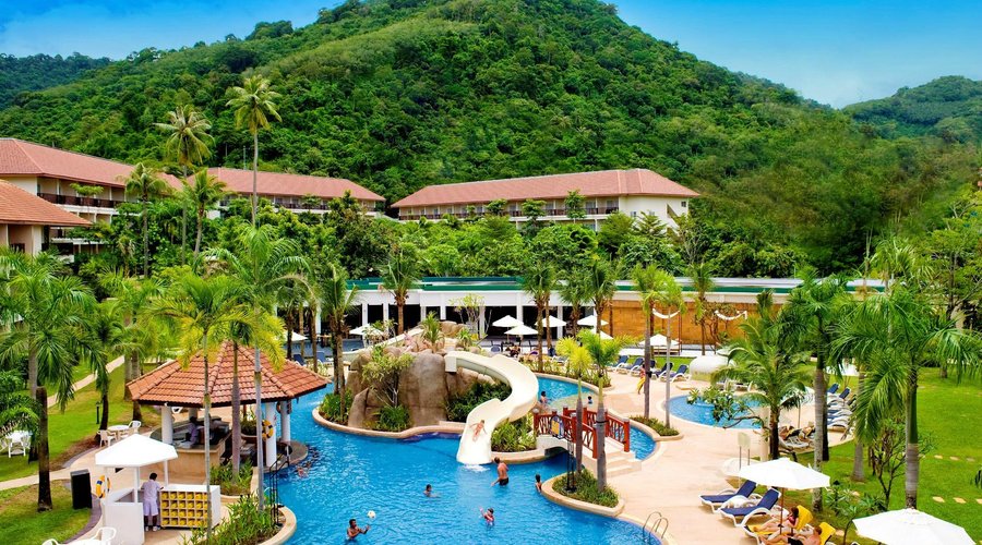 The Lagoon Pool