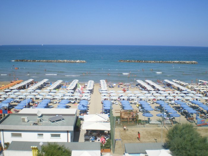 HOTEL DUE PALME - Prices & Reviews (Pesaro, Italy)